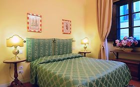 La Casa Del Garbo - Luxury Rooms&Suite